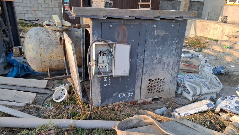 Б/У агрегат для сухой стяжки.