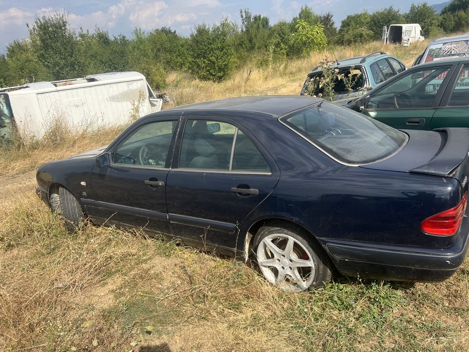 Mercedes E class w210 2.9 CDI , Мерцедес Е клас 2.9 цди На Части !!!