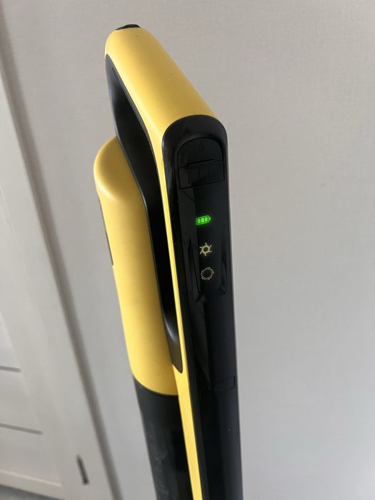 Продам беспроводной пылесос Karcher