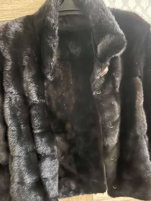 Продам норковую шубу