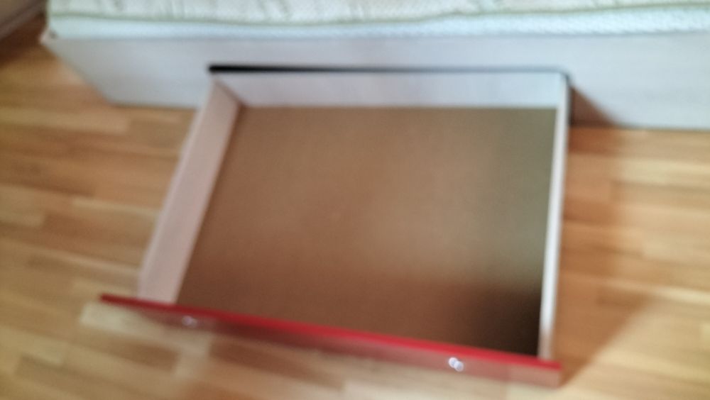 Pat tineret pentru fetițe cu lada cu saltea inclusă