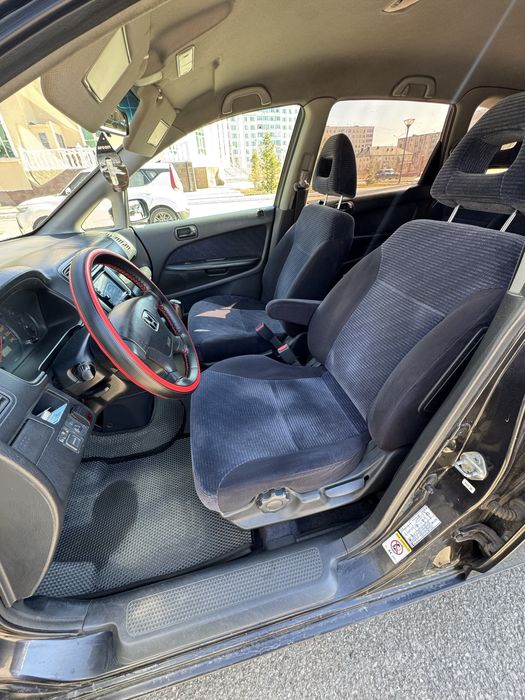 Продам Honda Stream