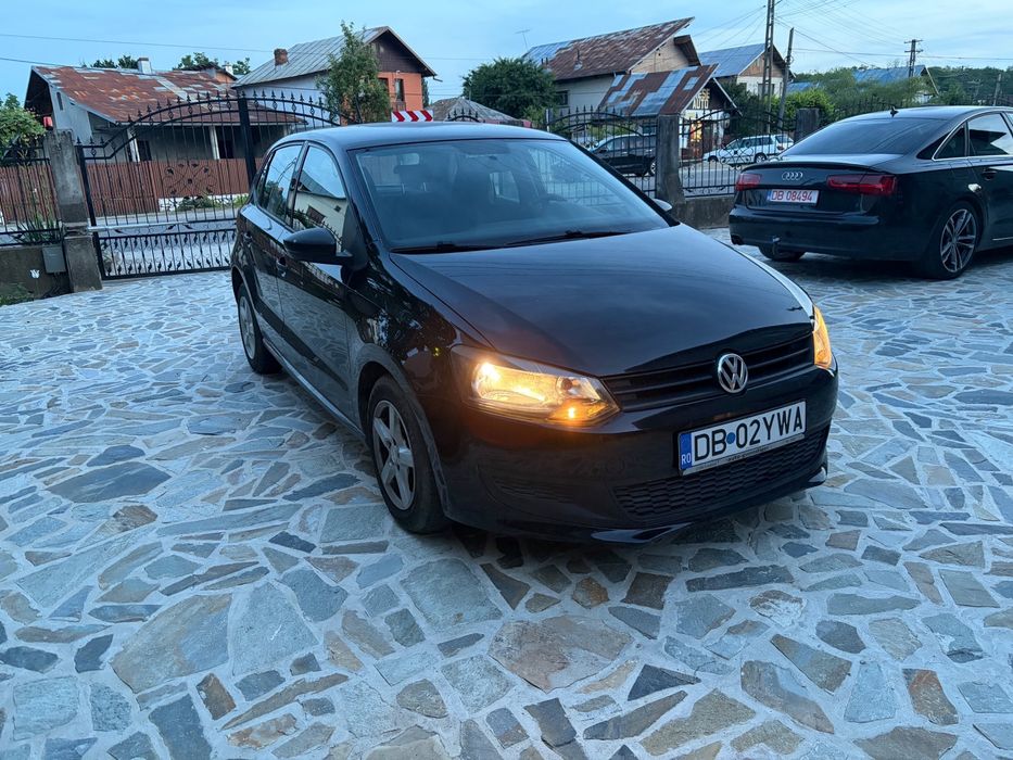 VOLKSWAGEN Polo 2011 — imagine 2