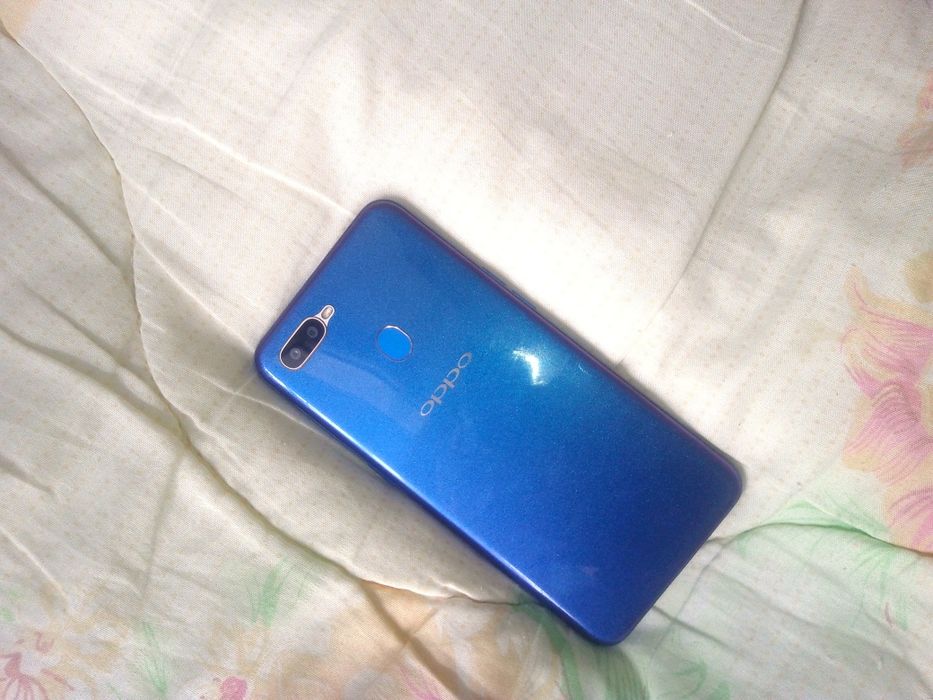 Оппо а5с с коробкой