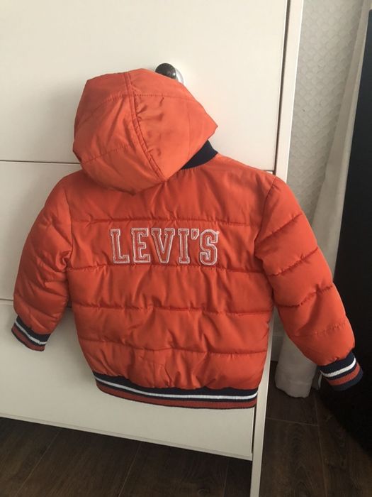 Geaca/palton Levi's , marimea 104-110 (4ni)
