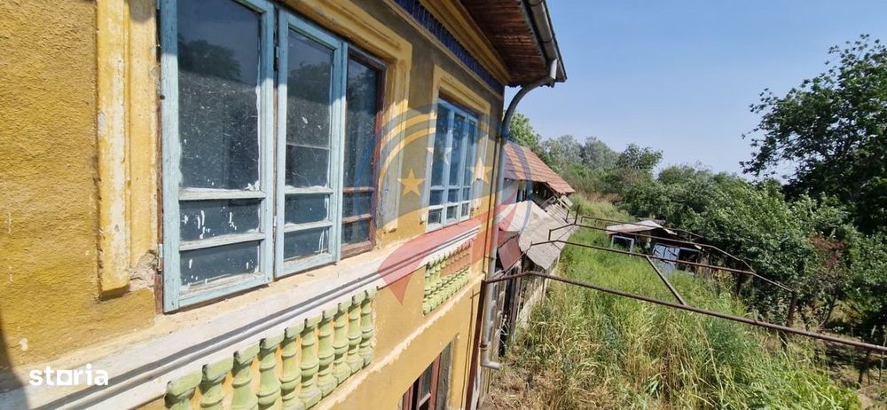 Casa de vanzare  5 camere + teren 2200 mp in loc. Calopar satul Bazdan