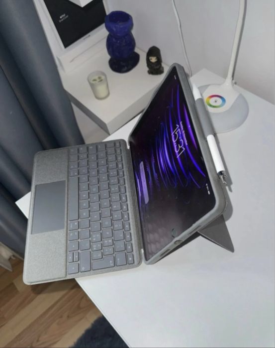 husa cu tastatura ipad logitech