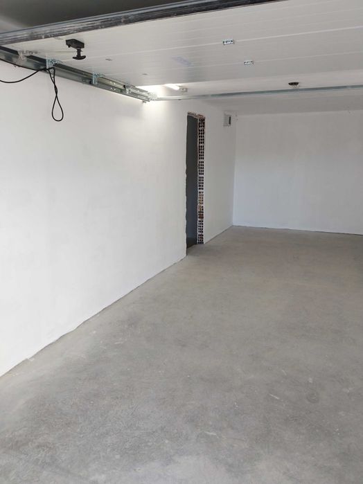 Дава се под наем Гараж / Паркомясто в София, Кръстова вада - 29 кв.м за 149.43 € - Снимка #3