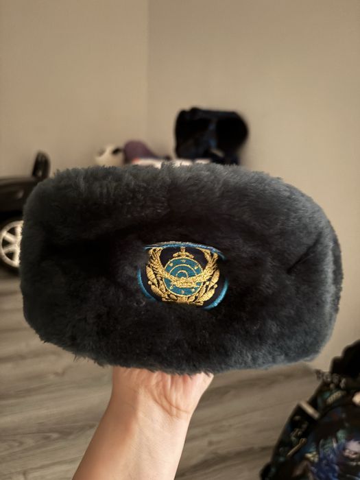 Продам срочно 5000 тг новый