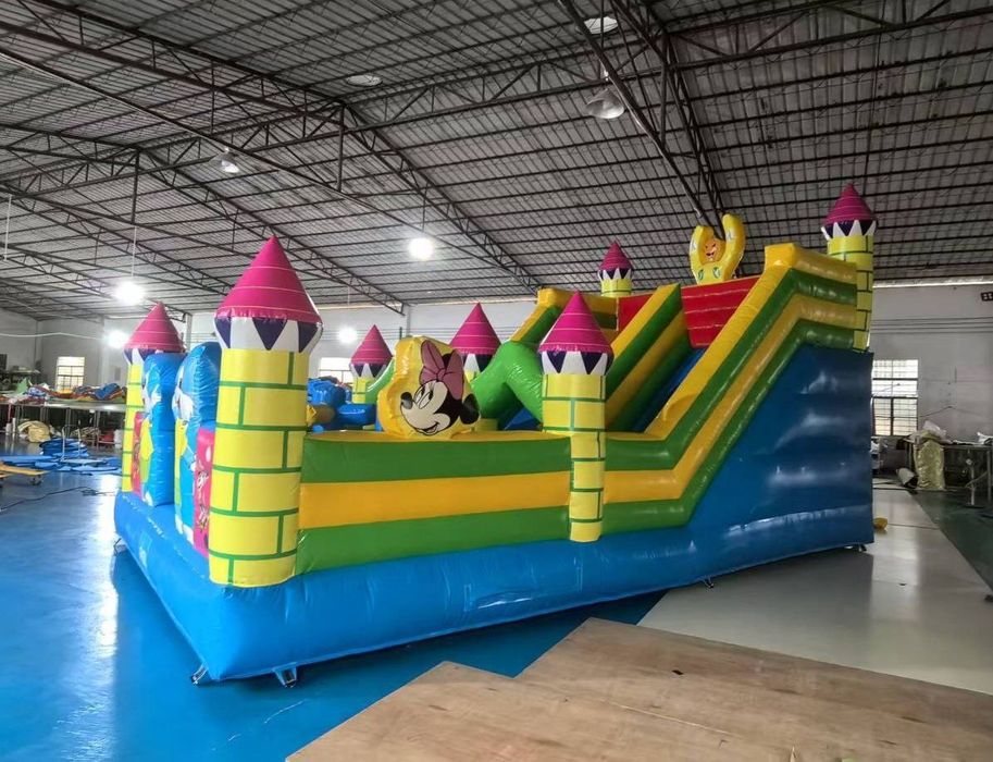 Надувной батут      .