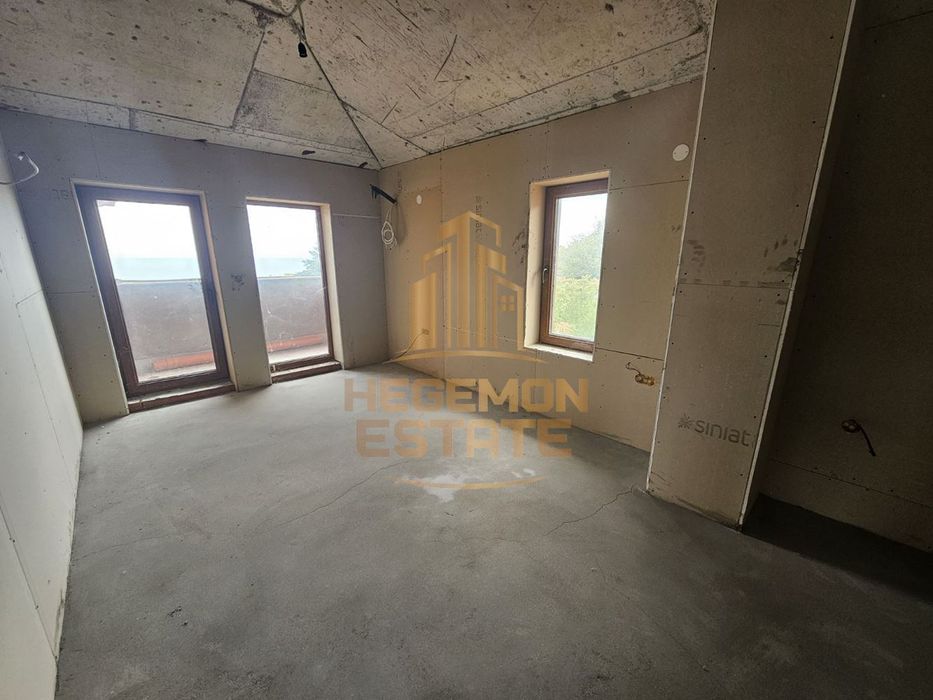 Продава се Мезонет в Балчик - 210 кв.м за 1029 €/кв.м - Снимка #1