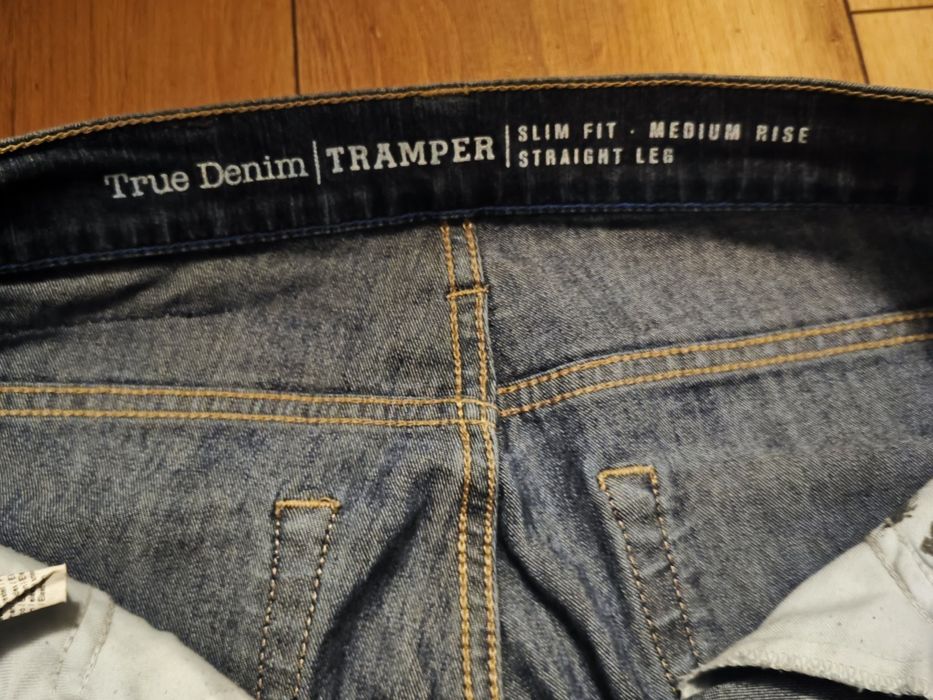 Blugi Mustang Tramper True Denim Slim Fit 31/34 ca NOI