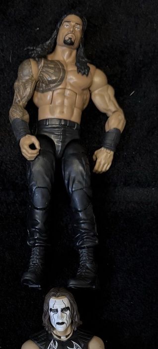 Figurine wwe roman john + 2