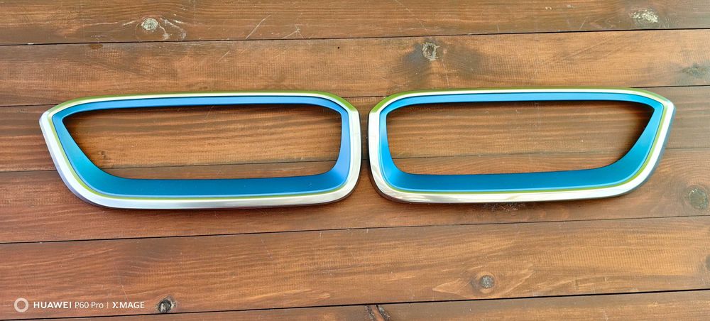 Решетки / бъбреци за BMW i3 / БМВ и3