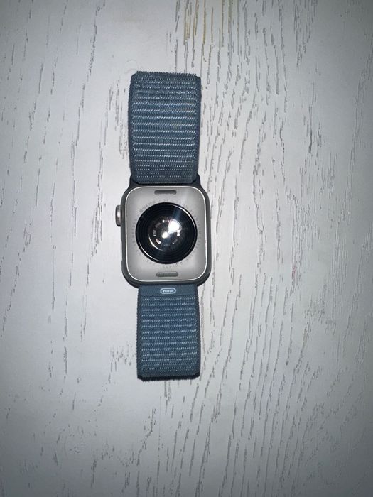 Apple Watch SE 40 mm