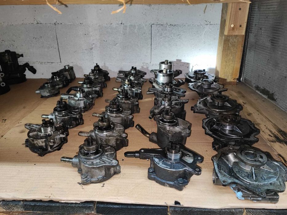 Вакууми, вакуум клапани и вакуум за централно и седалки от Мерцедес