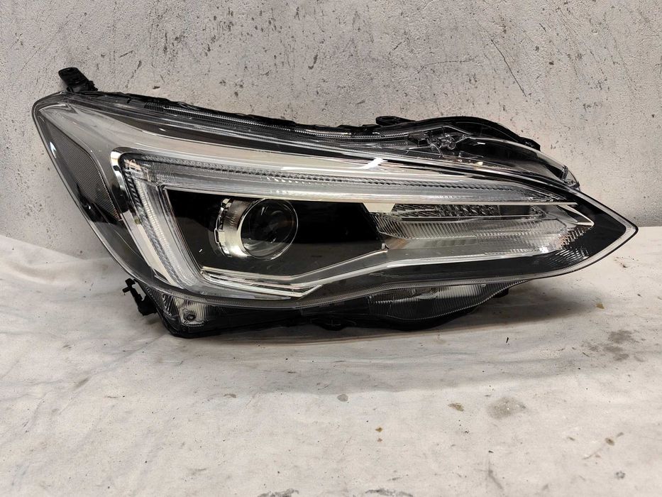 Оригинален фар субару  Subaru XV Full Led