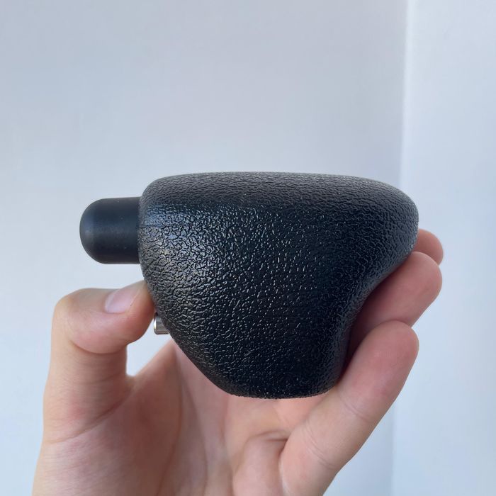 Vând Nucă schimbător AUTOMAT VW Golf 3 Polo Passat B3 B4 T4 Seat Ibiza