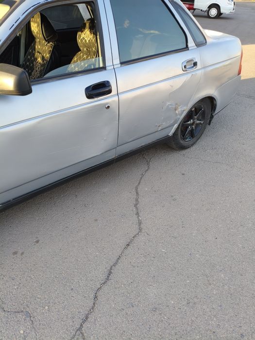 Продам Приору на полном ходу