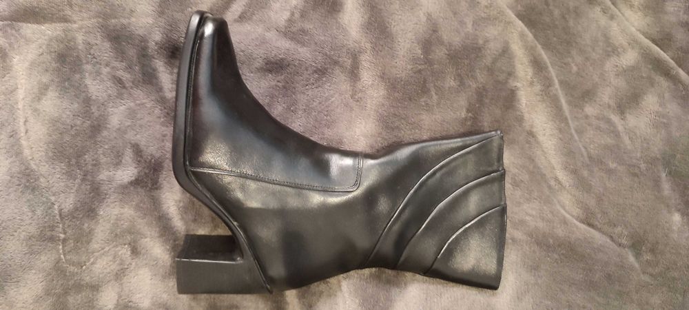 Cizme dama noi mărimea 36