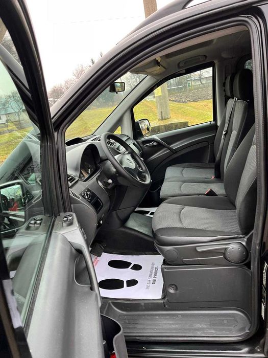 Vand Mercedes-Benz vito 113 cdi 8+1 persoane an 2011 euro 5