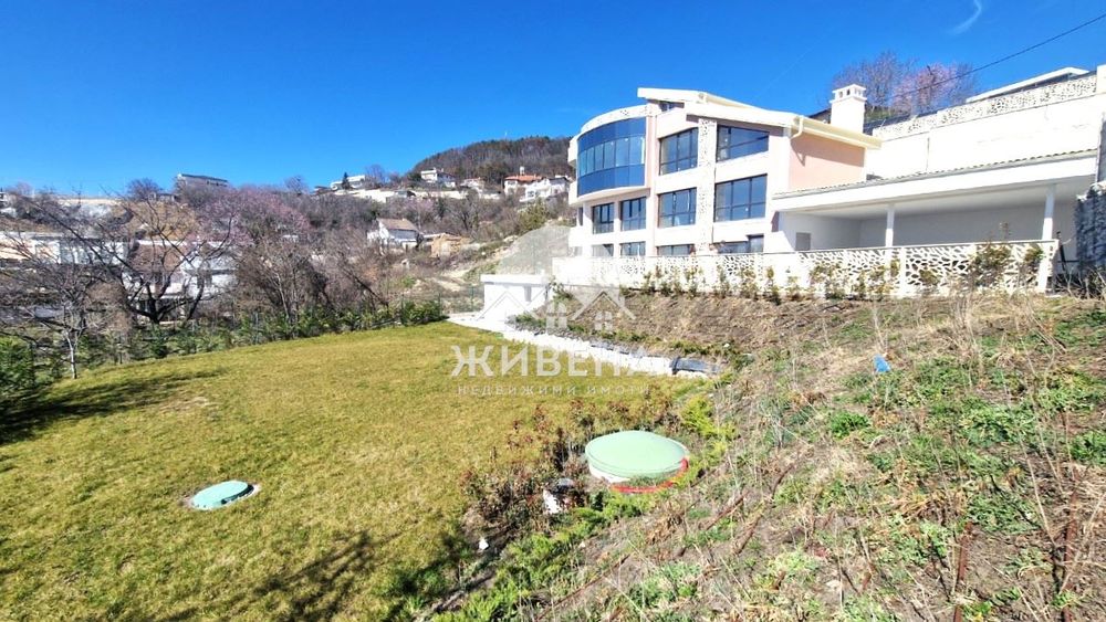 Продава се Къща в Варна, м-т Акчелар - 430 кв.м за 1745 €/кв.м - Снимка #6