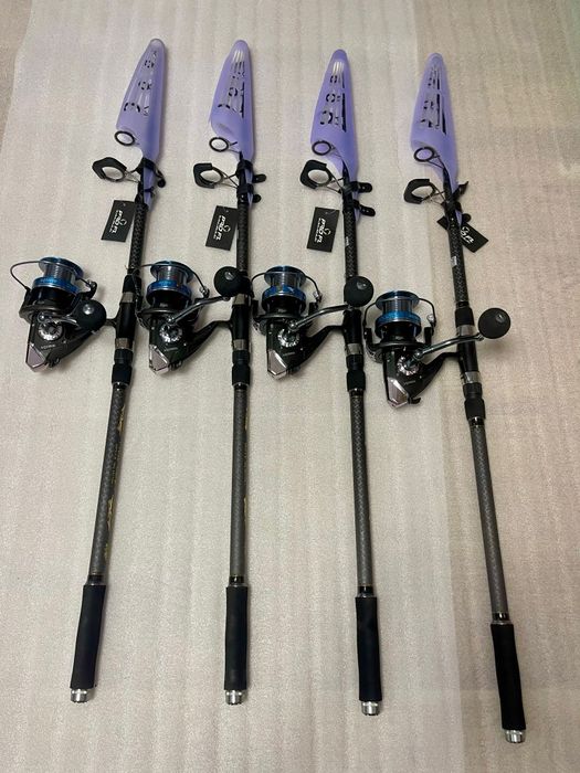 SET 4 Lansete Telescopice FL TELE CARP 3.90m 180G + 4 Mulinete AQ10000