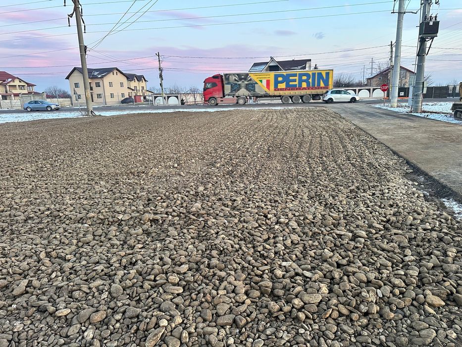 Închirieri  Buldoexcavator Utilaje Sapaturi  Demolari Defrisari Terasamente/Nivelari