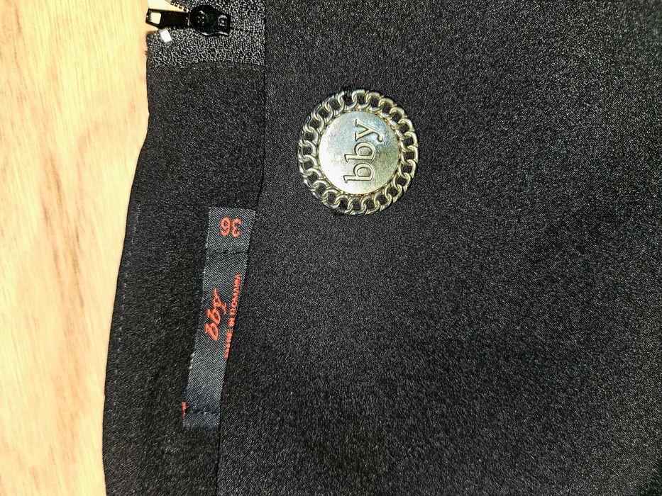 BBY, fusta office, conica, neagra