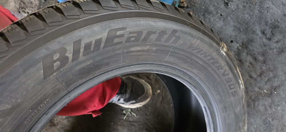 Гуми 4бр 215/60/16 - 1бр  - 149лв