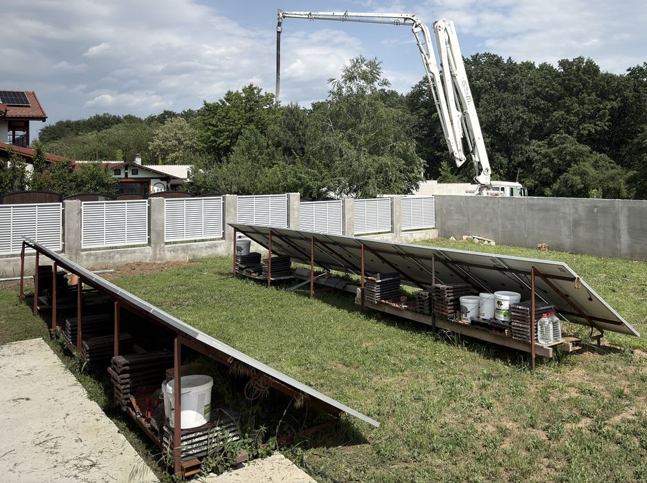Structura la sol cu inclinatie 35 grade pentru montaj 18 panouri fotovoltaice din teava dreptunghiulara