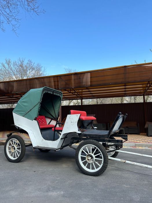 Повозка для лошади