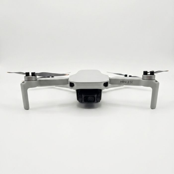DJI Mini 2 SE Fly More Combo + аксесоари