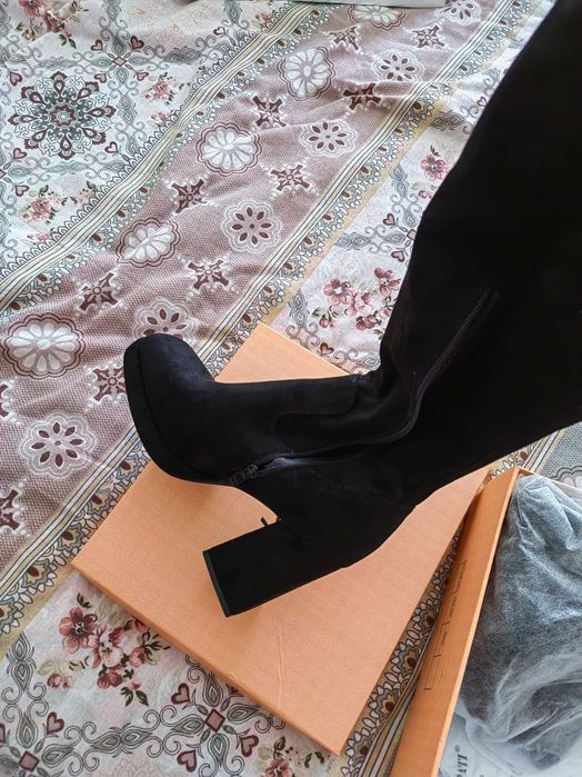 Cizme lungi imitație piele intoarsa