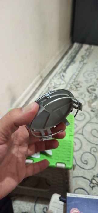 Калпачки на титанку на Мерседес