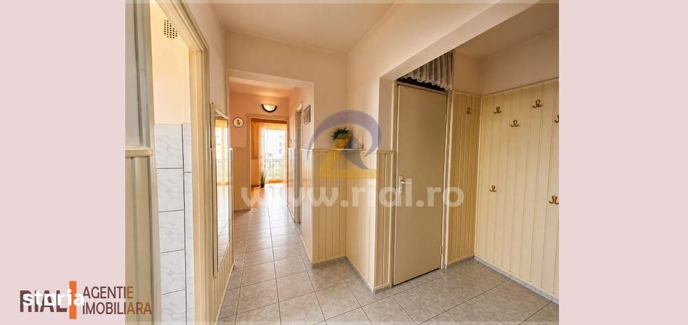 Apartament 3 camere de vanzare | Vitrometan