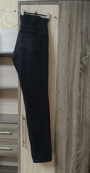 Мужские джинсы р32