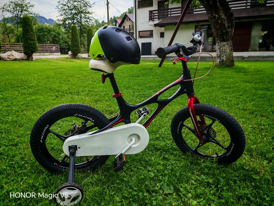 Bicicleta Royal baby pentru copii cu roti și cadru din magneziu