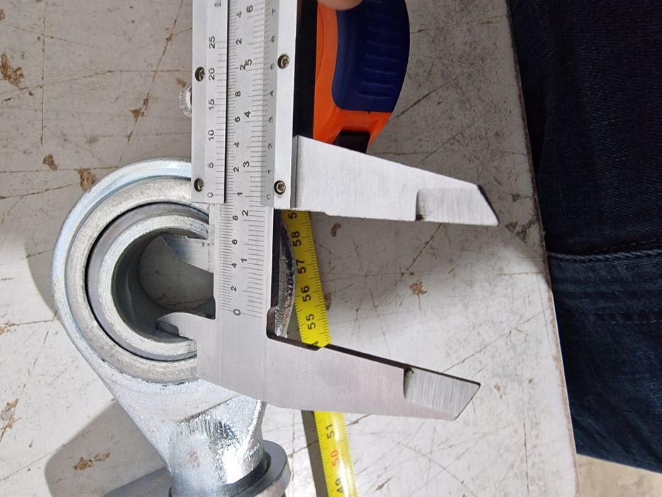 Tirant central tractor utilaje agricole fiat 215 preț 195 lei se poate