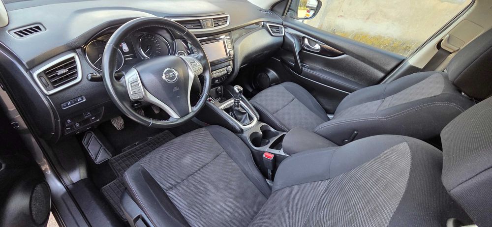 Nissan Qashqai - 1.5 DCi *4x2*
