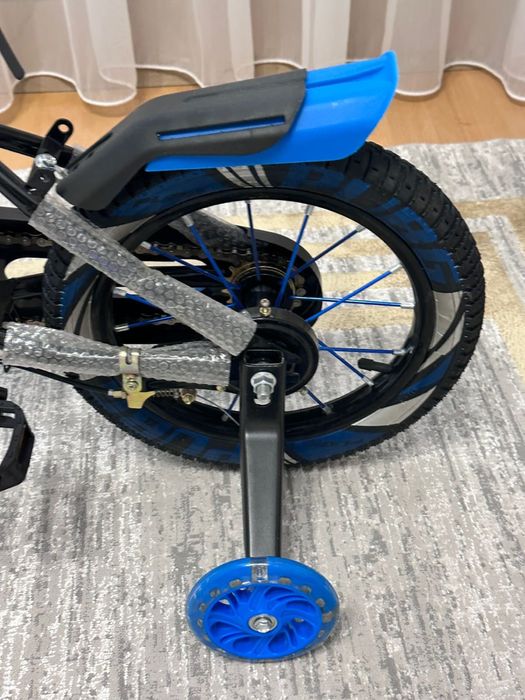 Новый детский велосипед