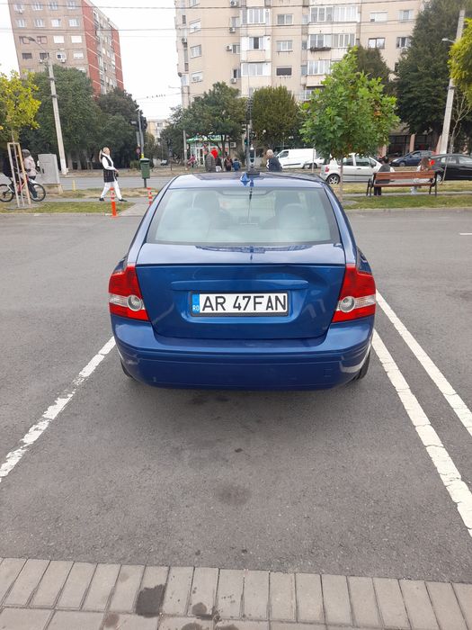 Vand Volvo s40 1.6 benzina