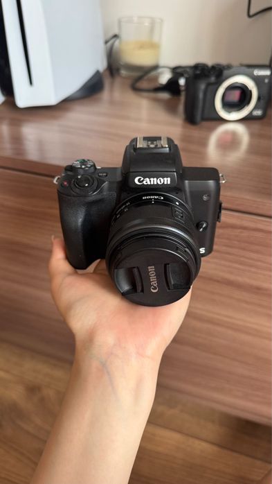 Фотоаппарат Canon eos M50