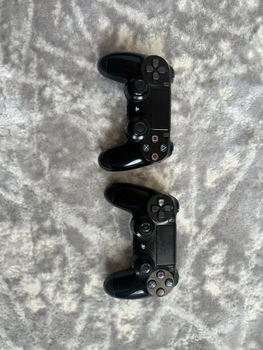 2 джойстика от пс 4