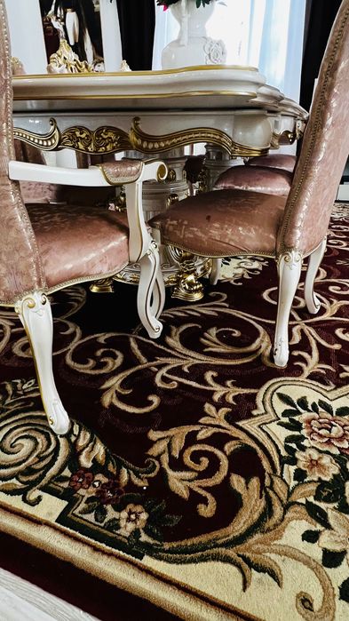 Продам стол Малайзия