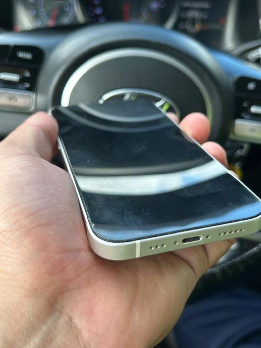 iPhone 12
