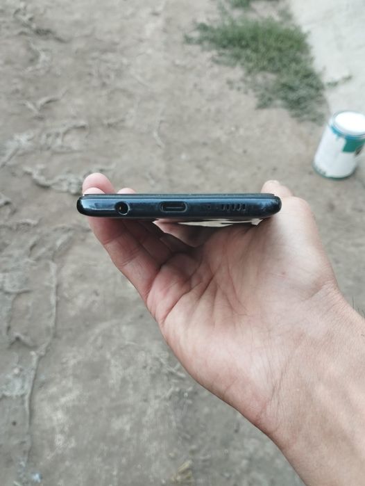 Продам Samsung galaxy A51 64GB