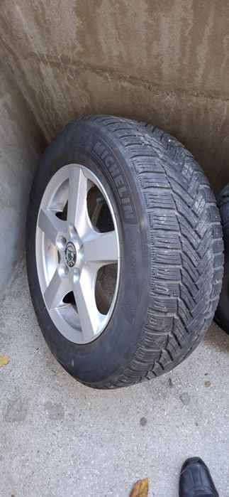 Jante aliaj 15" cu anvelope michelin alpin 6 iarna