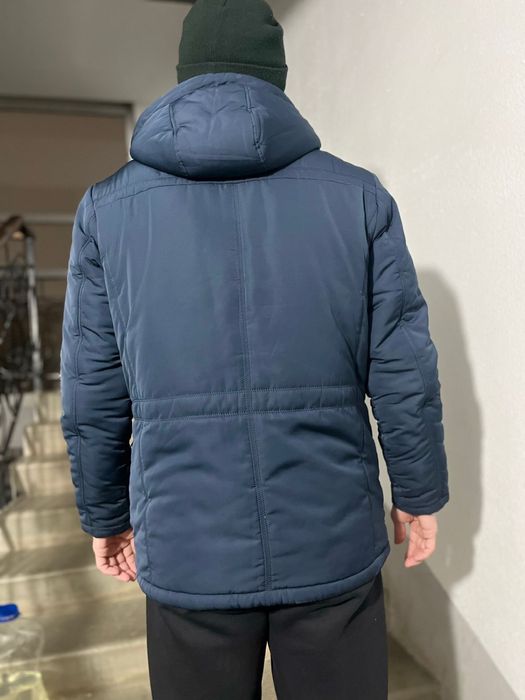 Продам куртку зимнюю