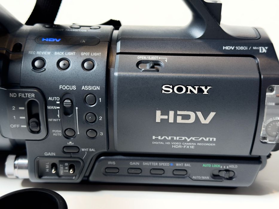 Sony HDR-FX1E camcorder HDV– stare excelentă